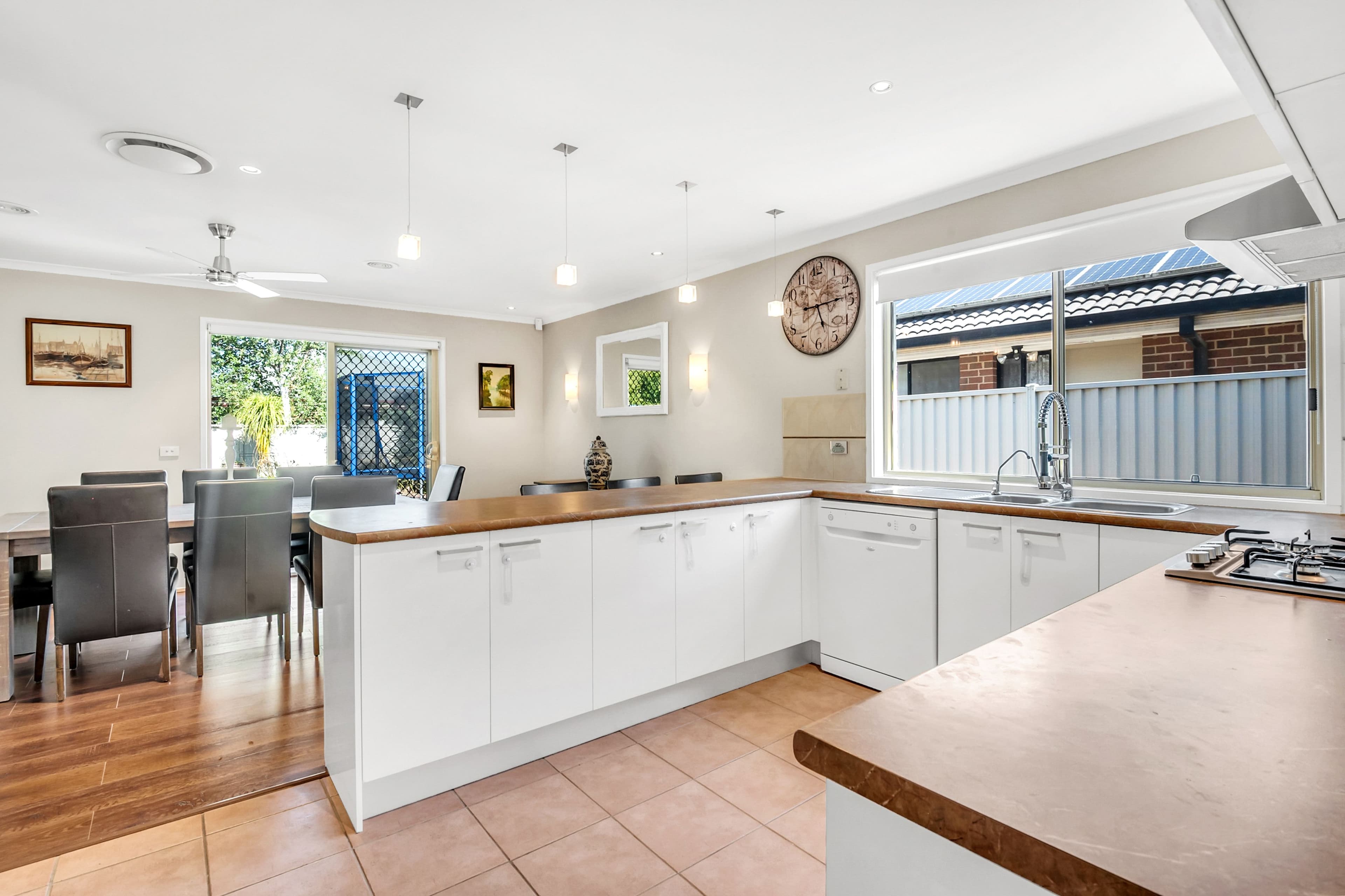 62 Riversdale Street, Craigieburn VIC 3064, Craigieburn - Thumbnail 4