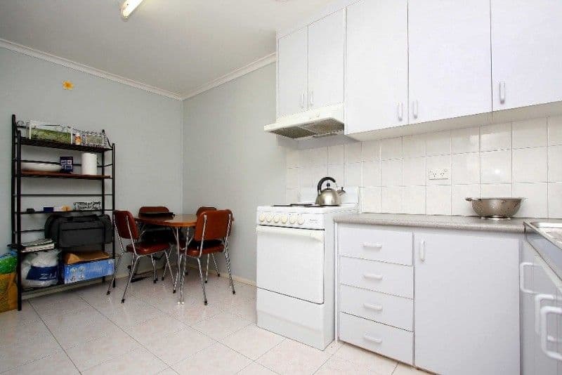 36 Ladd Street, WATSONIA VIC 3087, Watsonia - Thumbnail 2