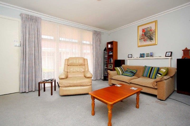 36 Ladd Street, WATSONIA VIC 3087, Watsonia - Thumbnail 3
