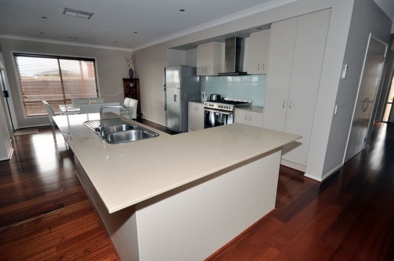 8 Chasseles Place, BANNOCKBURN VIC 3331, Bannockburn - Thumbnail 4