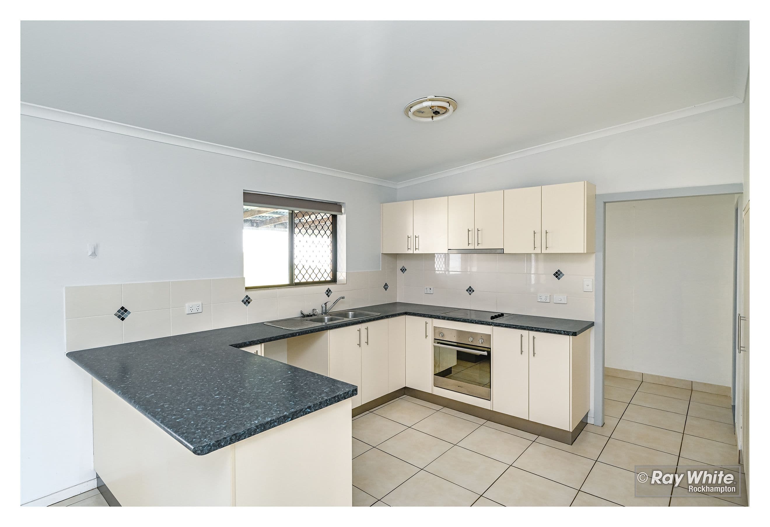 37 Mary Street, The Range QLD 4700, The Range - Thumbnail 3