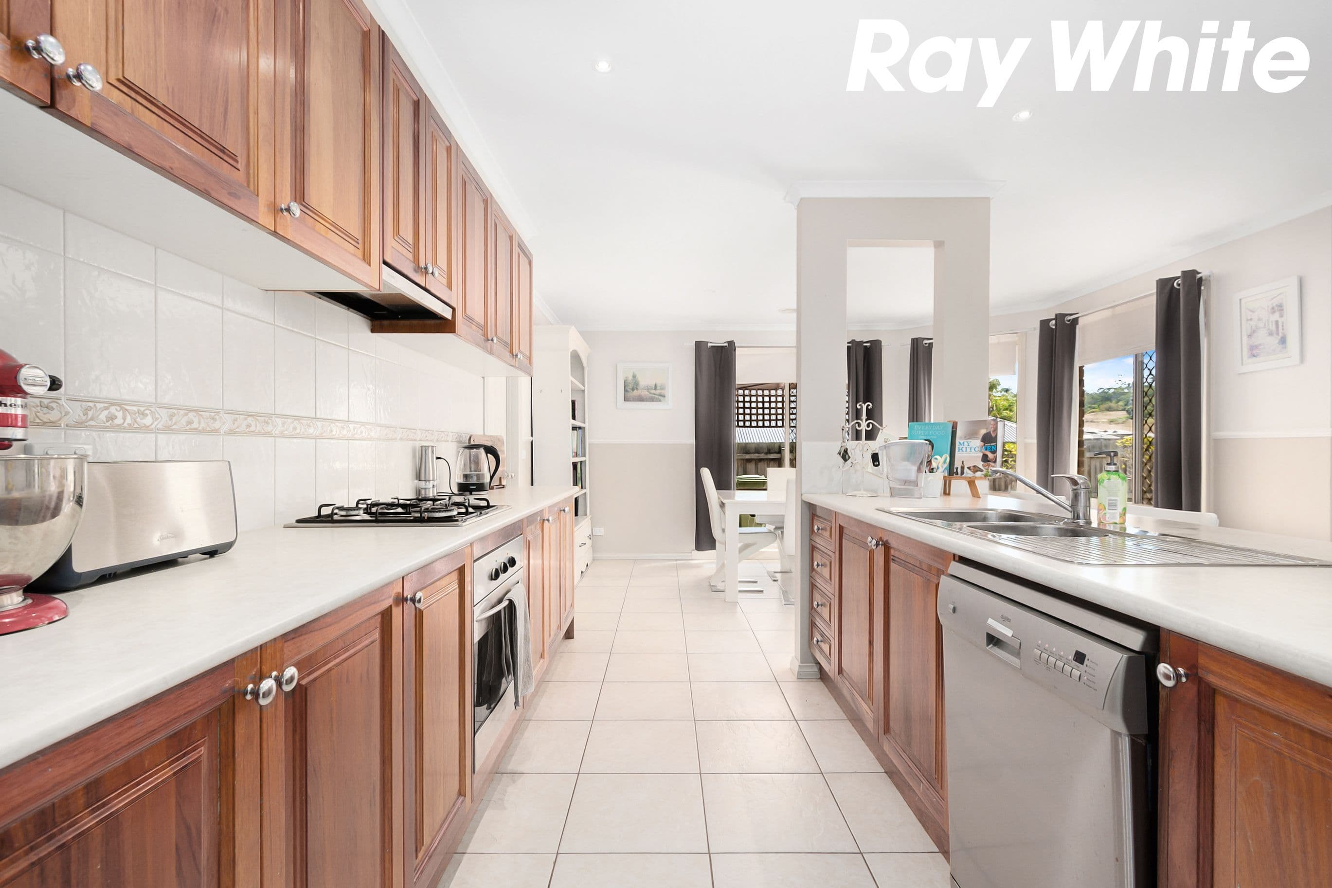 11 Silver Gum Drive, Pakenham VIC 3810, Pakenham - Thumbnail 4