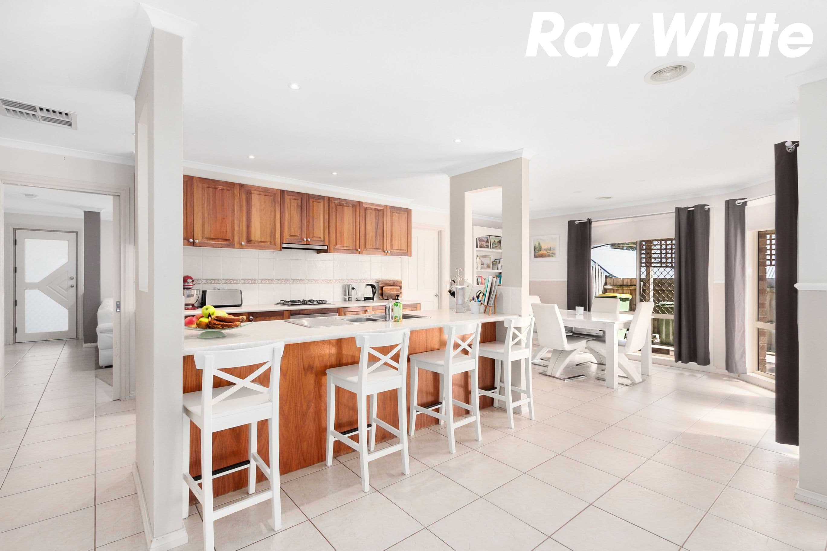 11 Silver Gum Drive, Pakenham VIC 3810, Pakenham - Thumbnail 5
