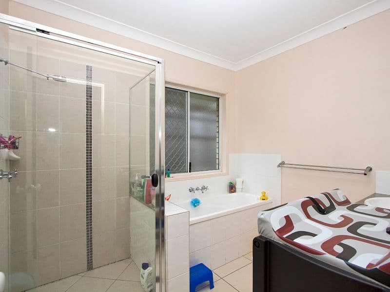 14 Varuna Court, ROTHWELL QLD 4022, Rothwell - Thumbnail 5