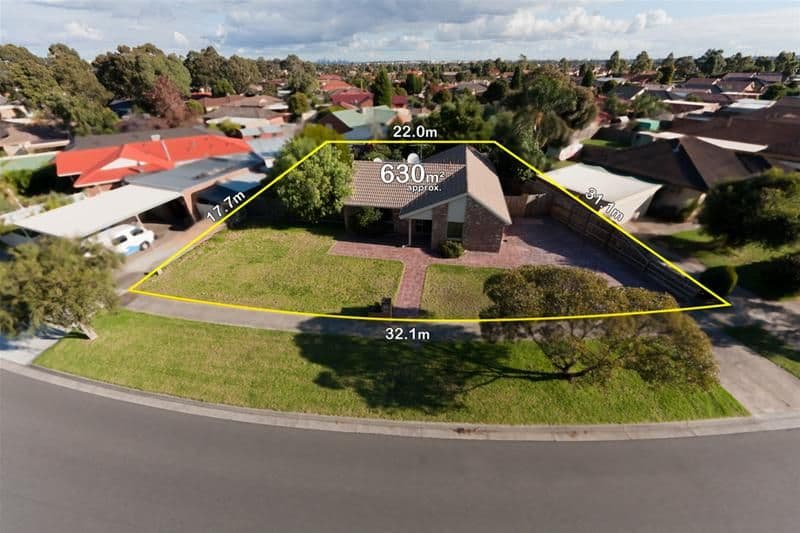 7 Flemington Drive, MILL PARK VIC 3082, Mill Park - Thumbnail 2