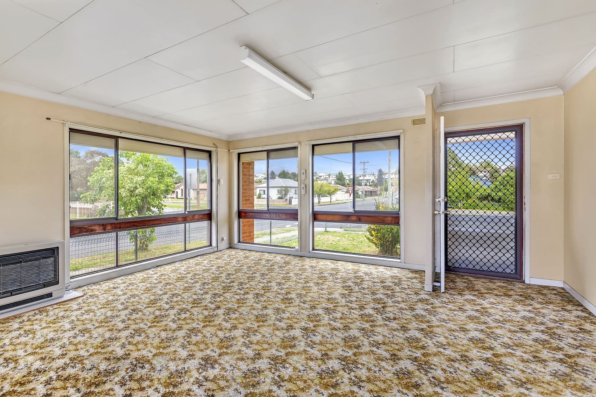 13 Enfield Avenue, Lithgow - Thumbnail 2