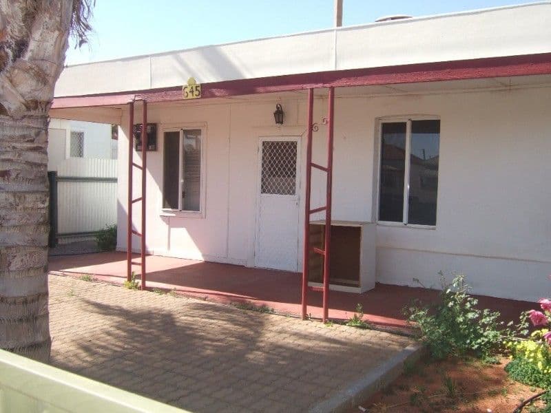 645 Lane Street, BROKEN HILL NSW 2880, Broken Hill - Thumbnail 2