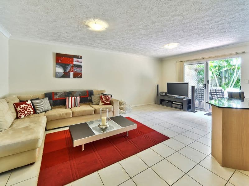 16 Miles Street, HAWTHORNE QLD 4171, Hawthorne - Thumbnail 2