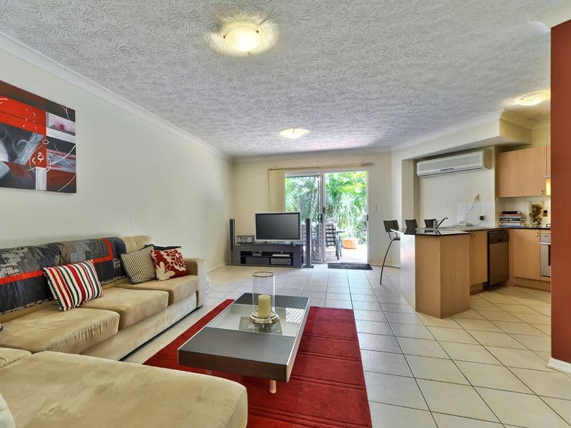 16 Miles Street, HAWTHORNE QLD 4171, Hawthorne - Thumbnail 4