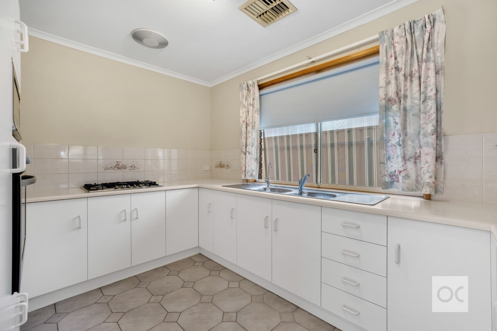 22 Bracken Place, Golden Grove - Thumbnail 4