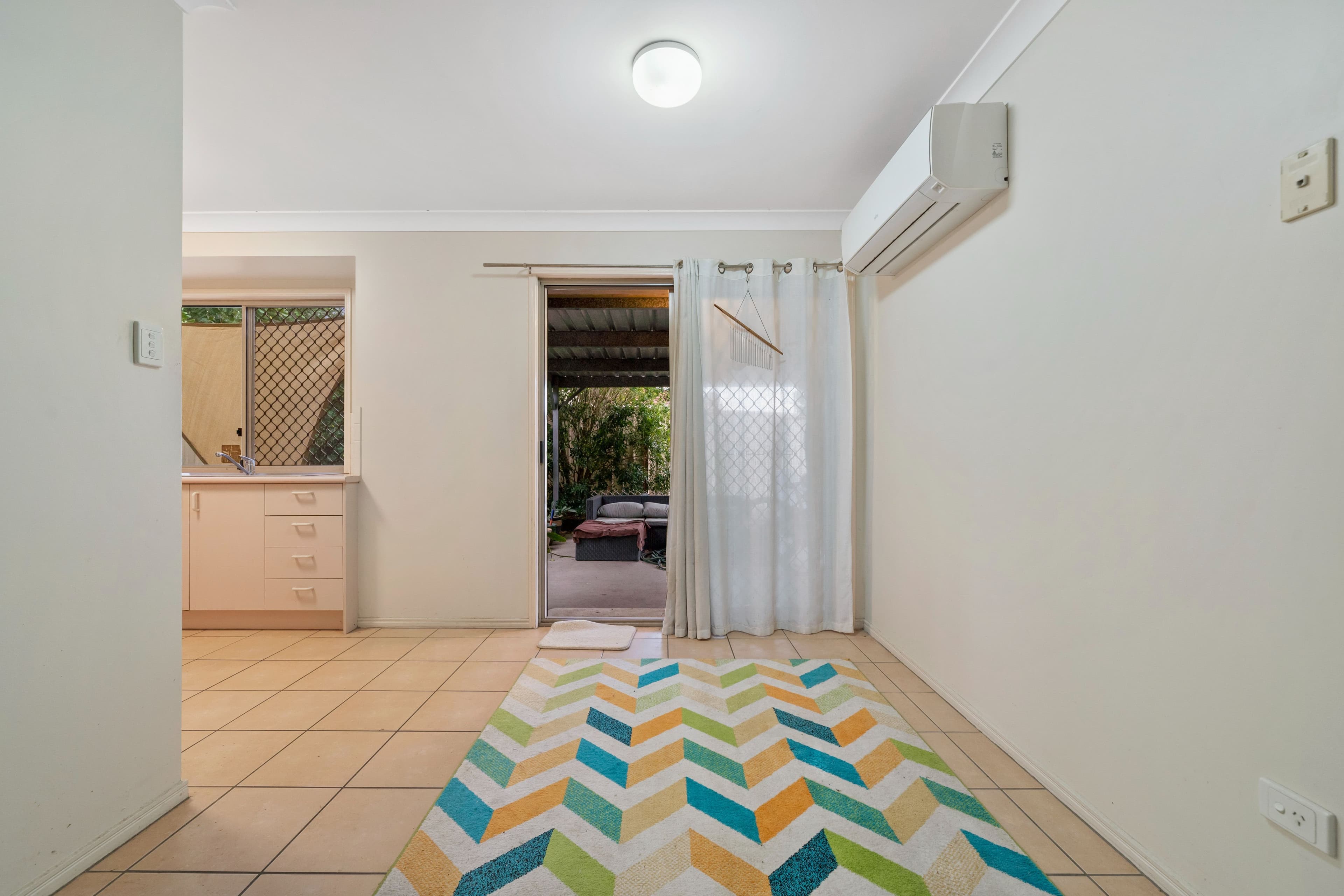 2 Kellie Court, Crestmead QLD 4132, Crestmead - Thumbnail 4