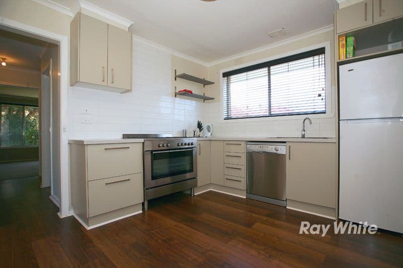 11 Alexander Street, CRANBOURNE VIC 3977, Cranbourne - Thumbnail 3