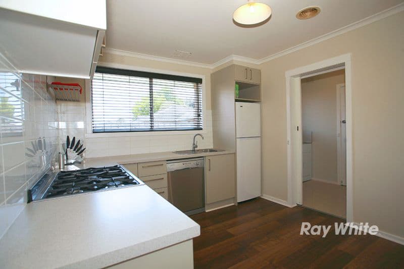 11 Alexander Street, CRANBOURNE VIC 3977, Cranbourne - Thumbnail 8