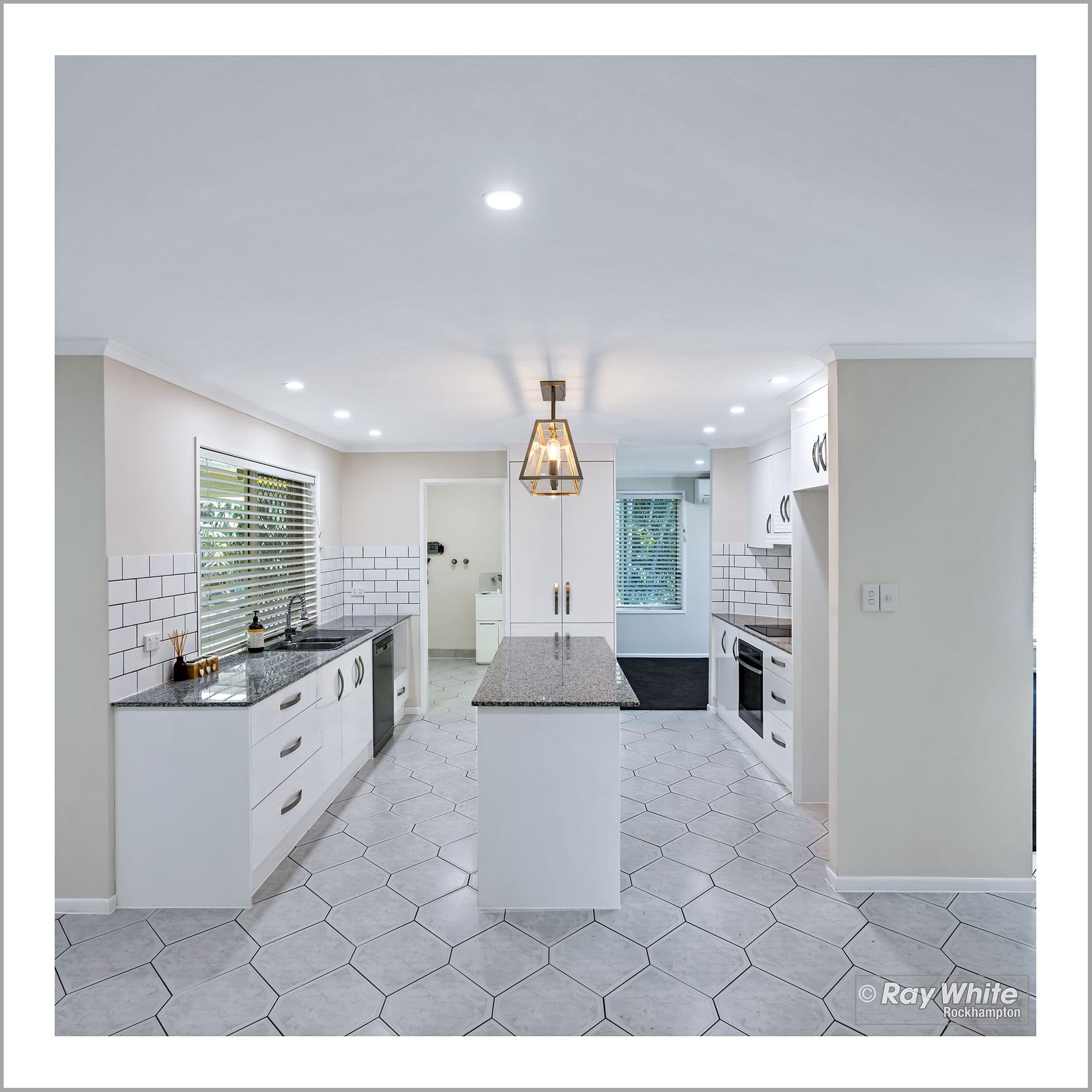 8 McFie Street, Norman Gardens QLD 4701, Norman Gardens - Thumbnail 4