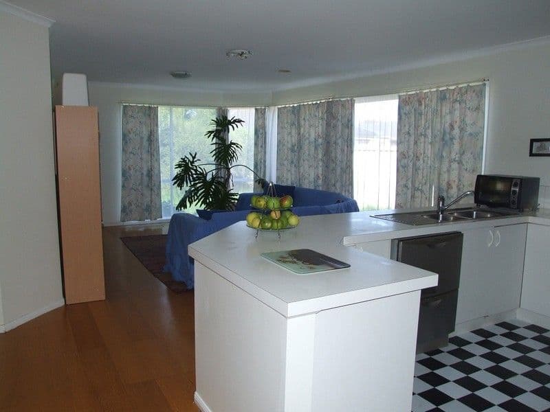 49  First Avenue, MELTON SOUTH VIC 3338, Melton South - Thumbnail 3