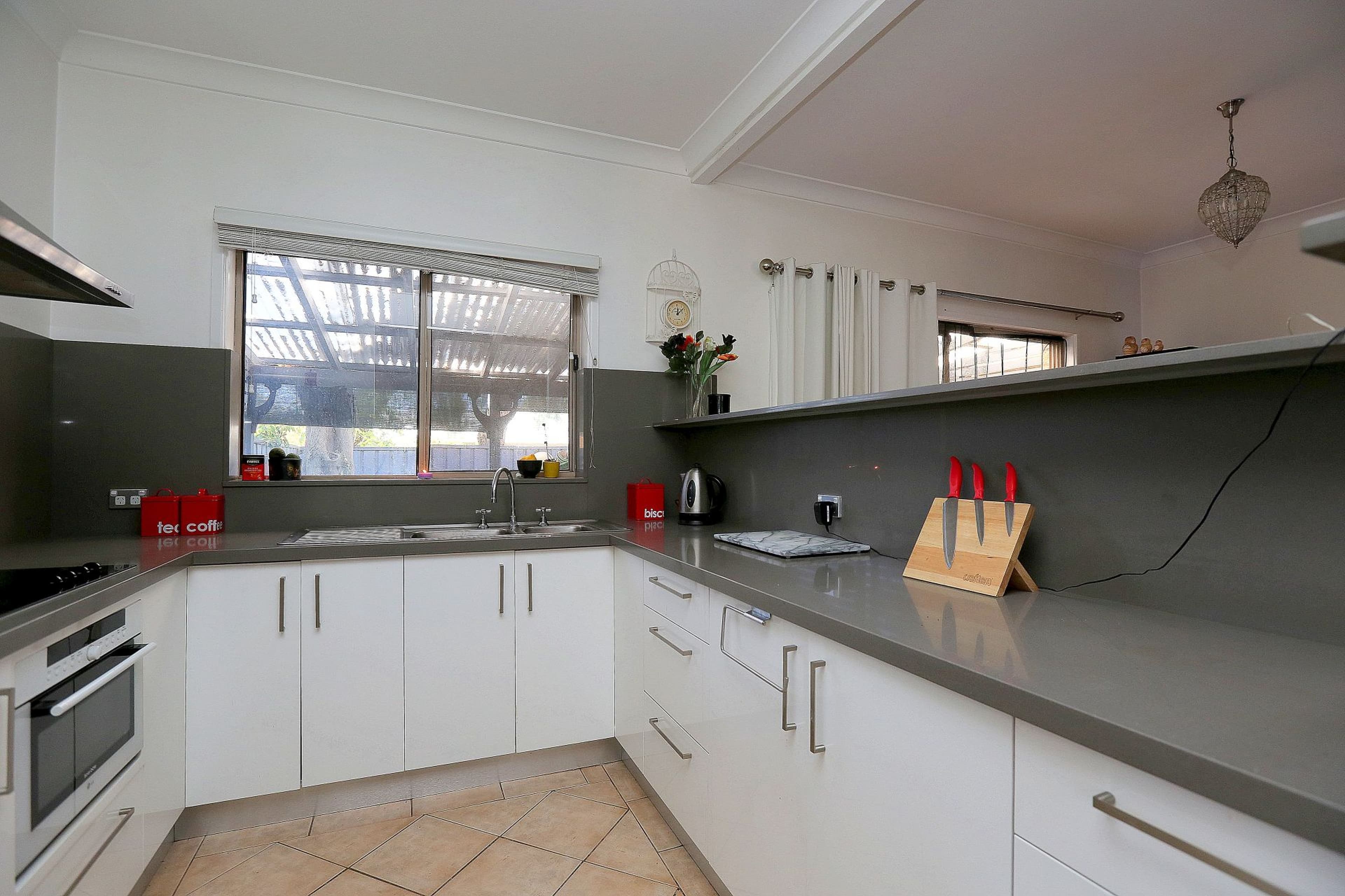 135 Rex Road, Georges Hall NSW 2198, Georges Hall - Thumbnail 4