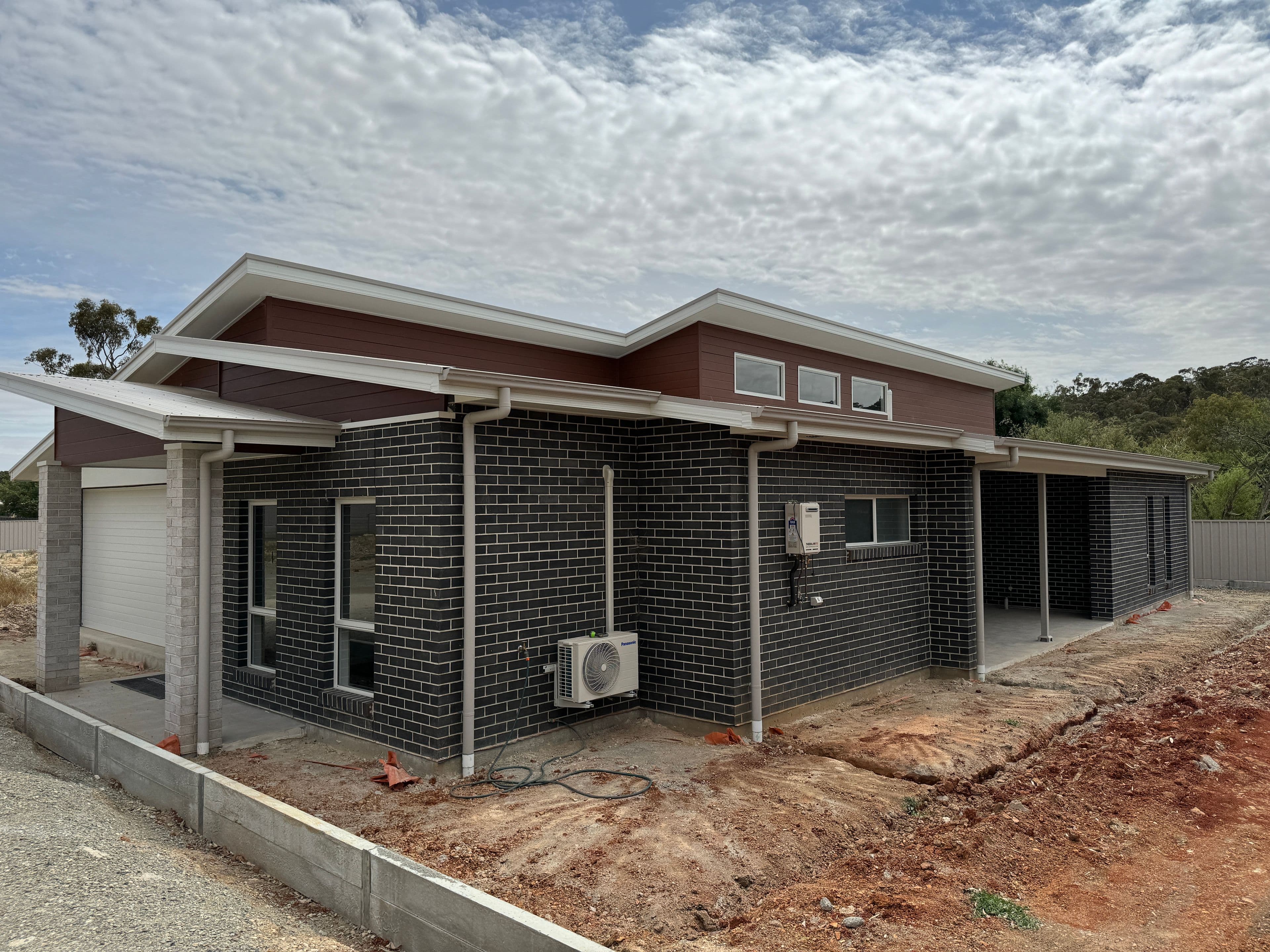 105 Main North Road, Clare SA 5453, Clare - Thumbnail 2