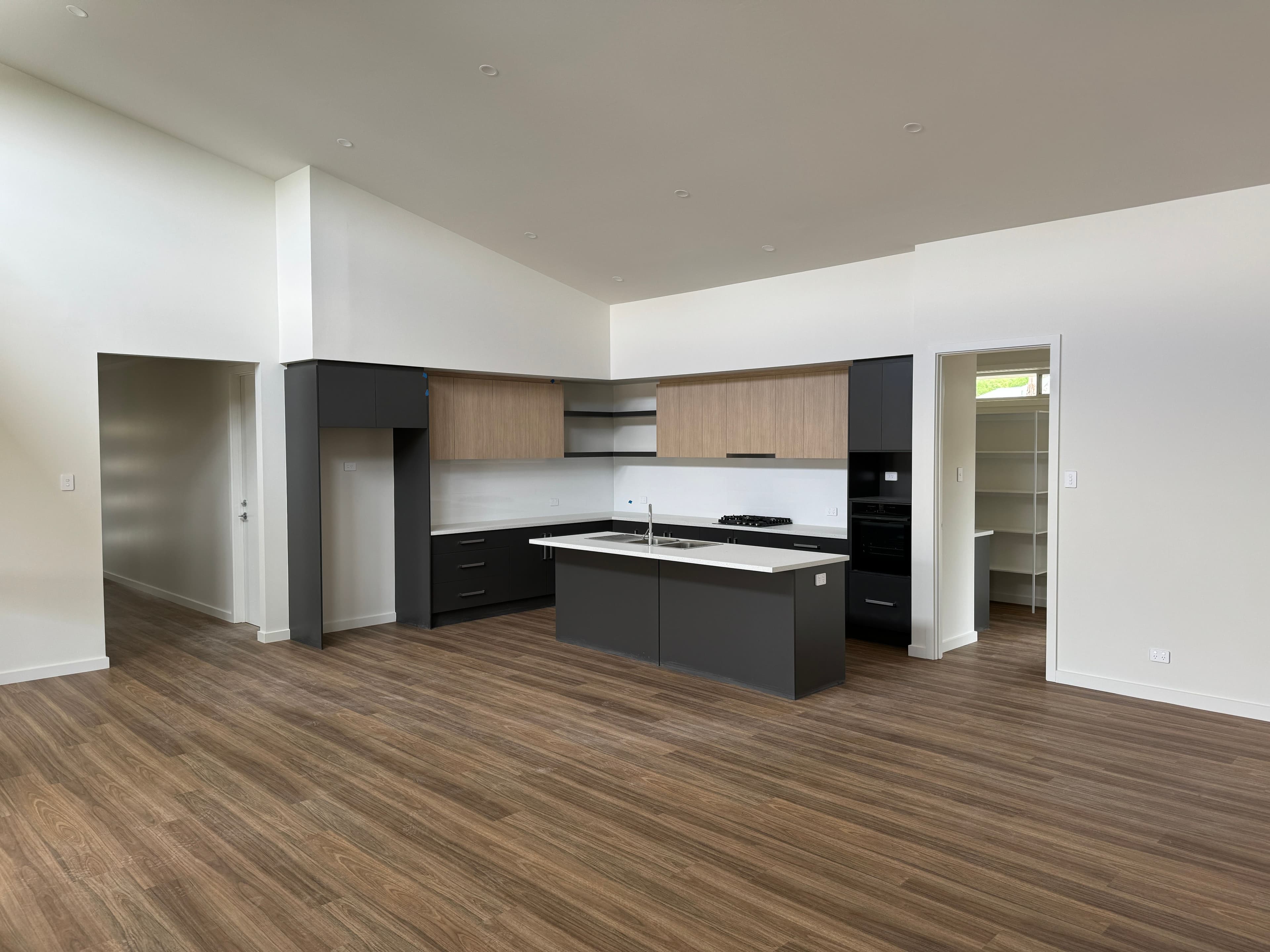 105 Main North Road, Clare SA 5453, Clare - Thumbnail 8