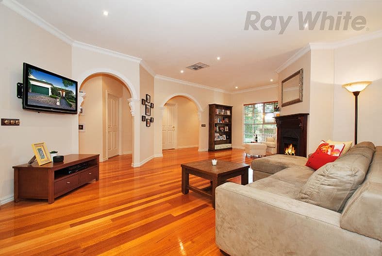 15 WICKHAM Court, Chirnside Park VIC 3116, Chirnside Park - Thumbnail 3