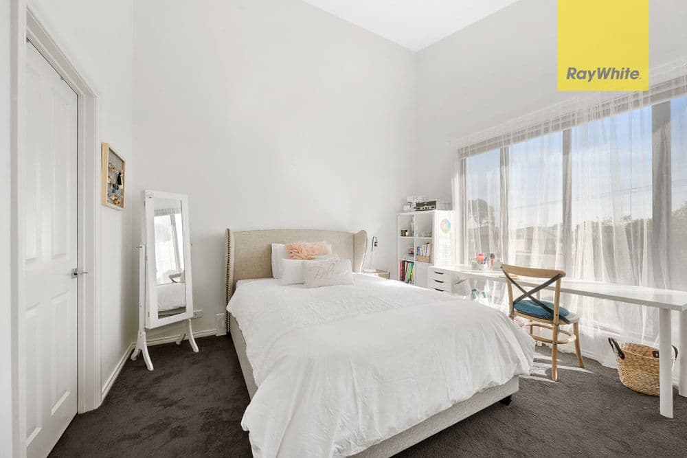 15 Stamford Crescent, Rowville VIC 3178, Rowville - Thumbnail 5