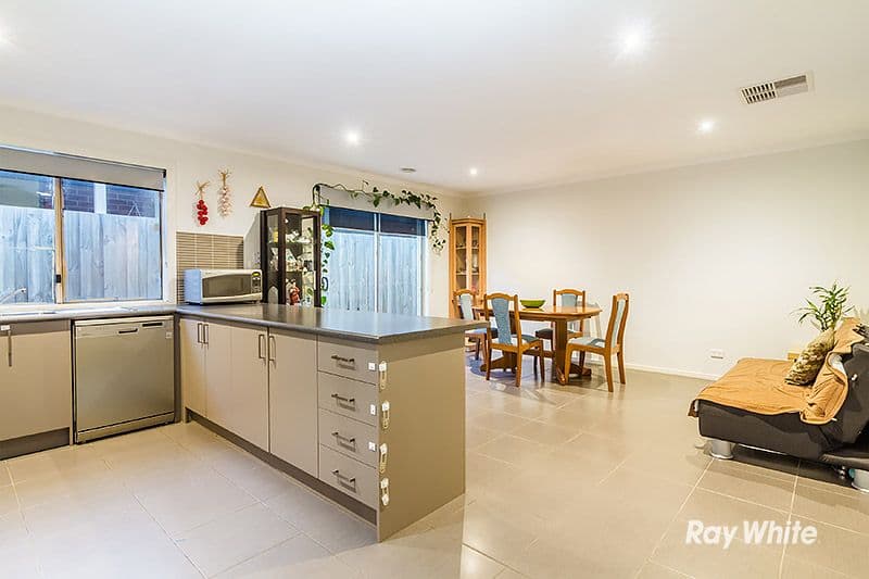 44 Pengana Way, Cranbourne West VIC 3977, Cranbourne West - Thumbnail 4