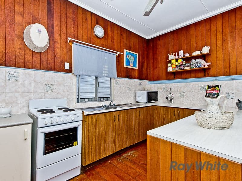 16 Robe Street, NEWMARKET QLD 4051, Newmarket - Thumbnail 8