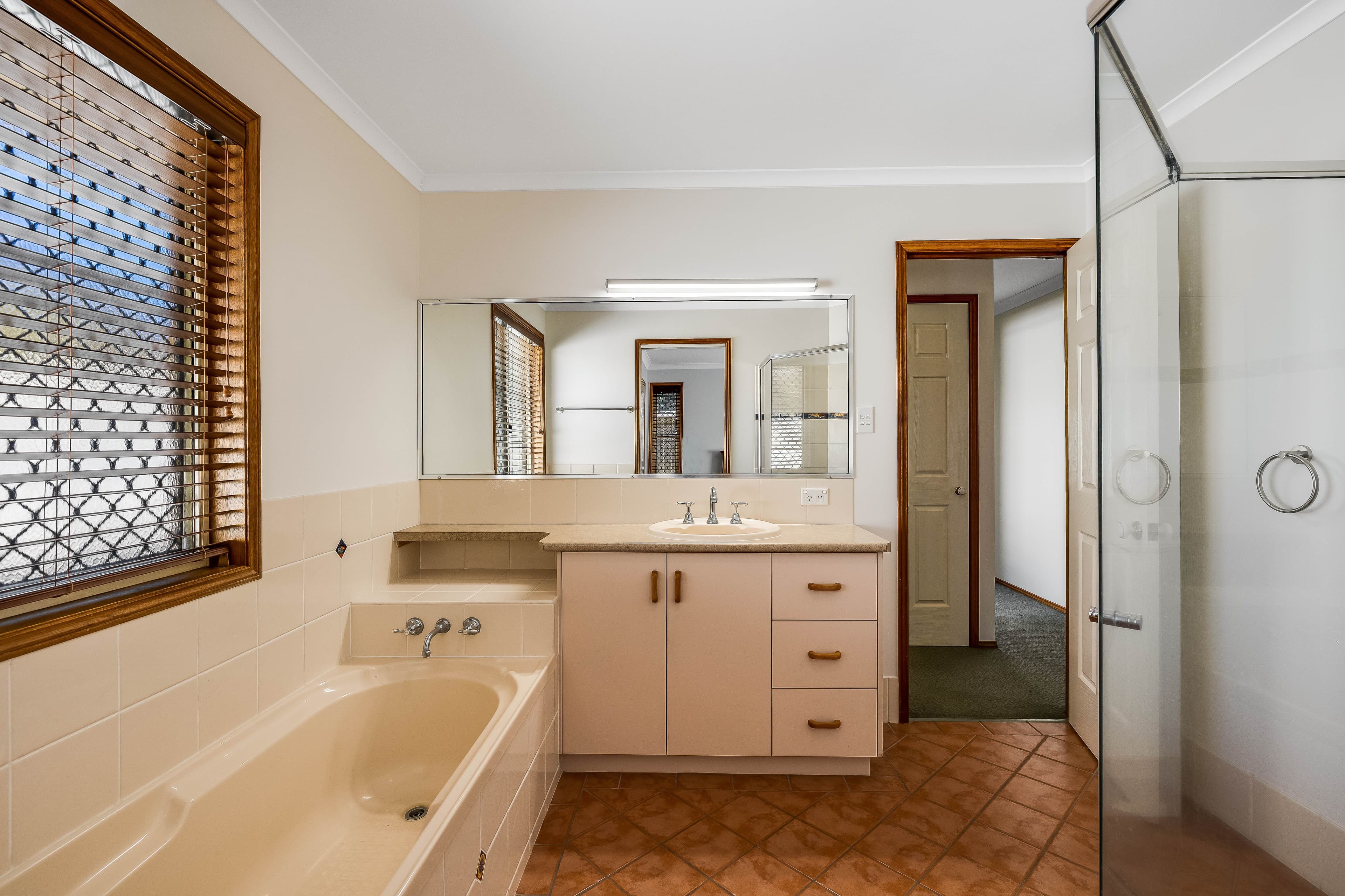 98 Rowbotham Street, Rangeville QLD 4350, Rangeville - Thumbnail 7