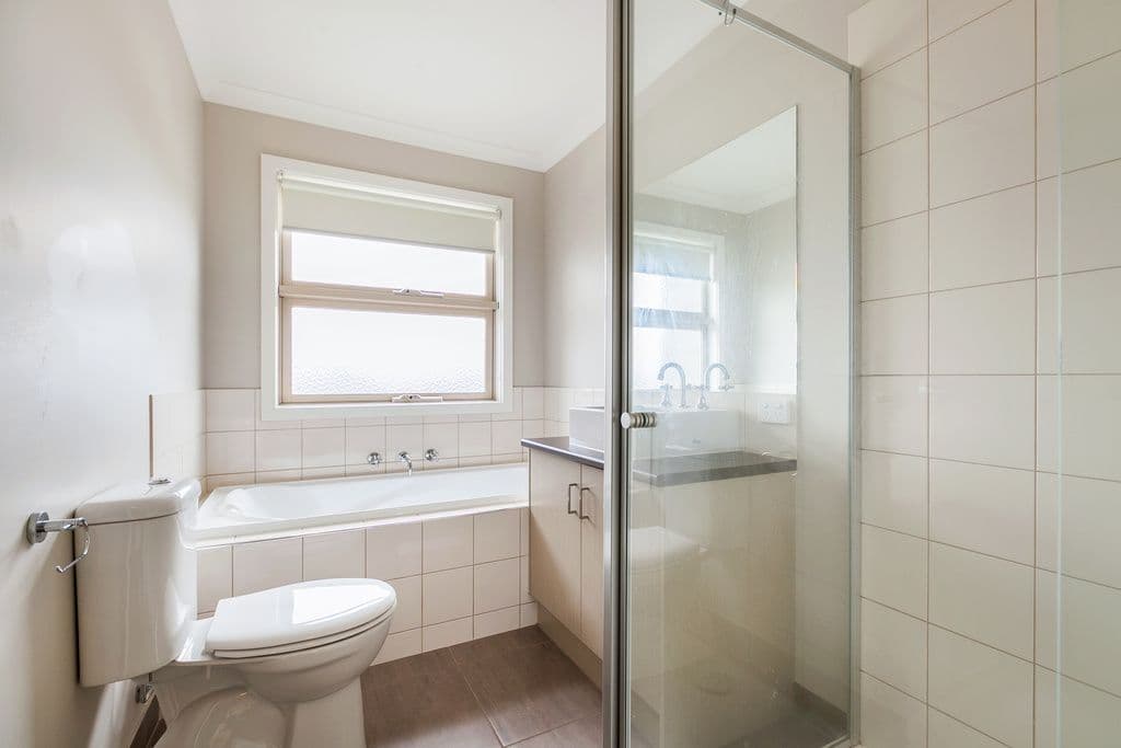 24 Ballybunion Avenue, Craigieburn VIC 3064, Craigieburn - Thumbnail 6