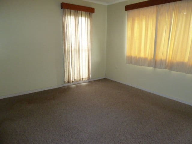 4 Raleigh Street, OORALEA QLD 4740, Ooralea - Thumbnail 8
