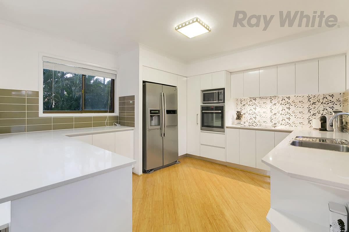 4 Manara Place, Eight Mile Plains QLD 4113, Eight Mile Plains - Thumbnail 3
