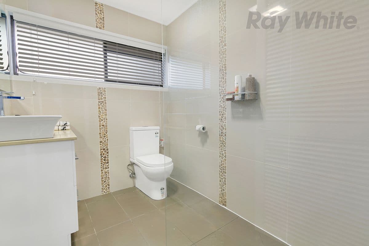 4 Manara Place, Eight Mile Plains QLD 4113, Eight Mile Plains - Thumbnail 8