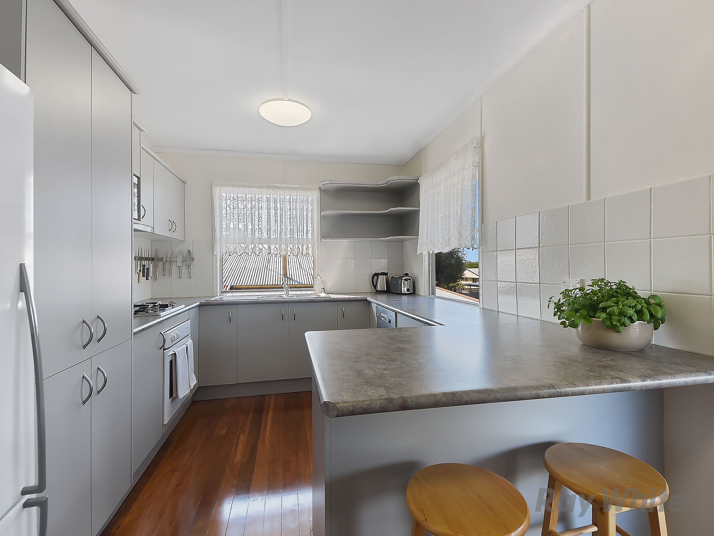 9 Lavaine Street, Bracken Ridge QLD 4017, Bracken Ridge - Thumbnail 4