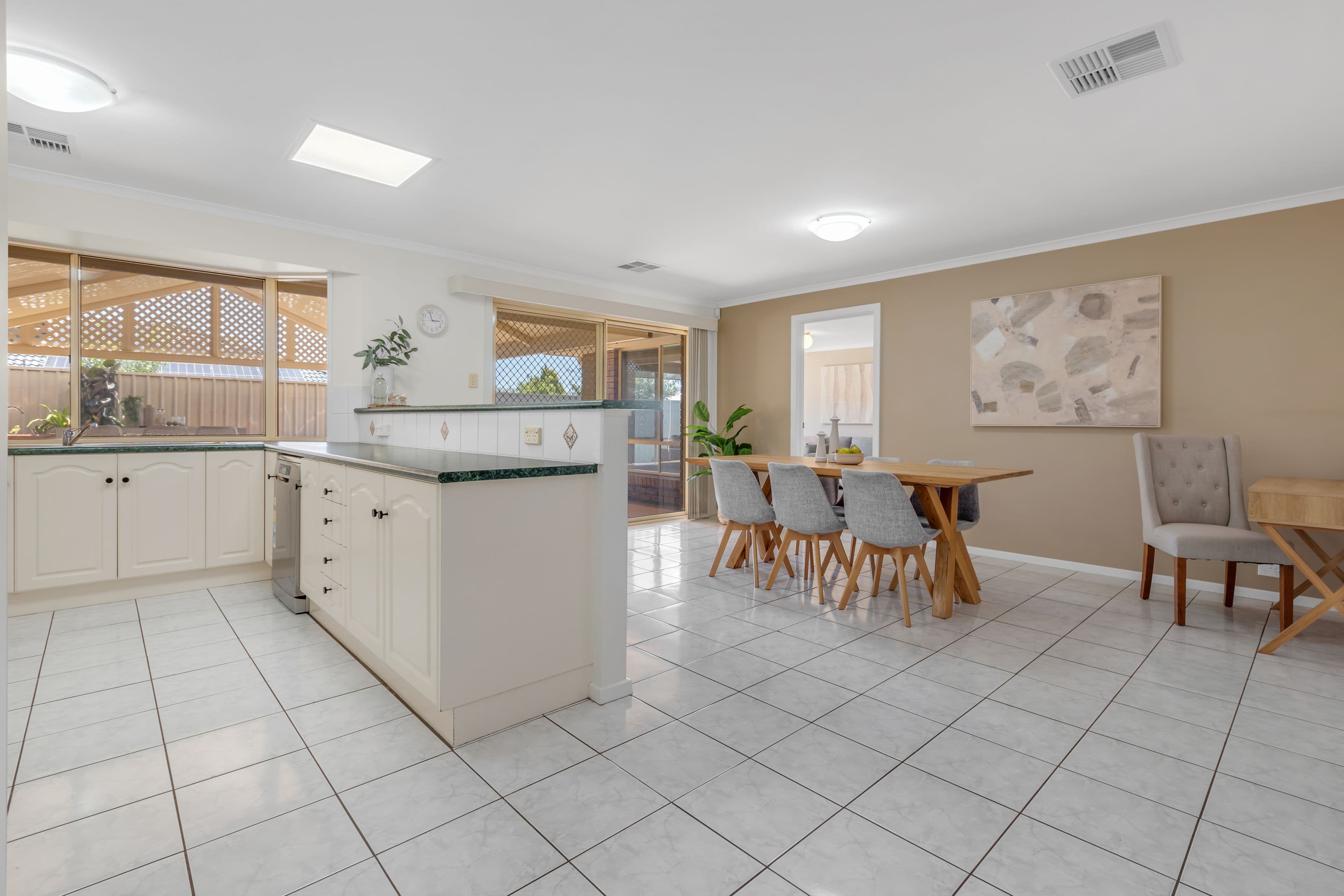 48 Somerset Grove, Craigmore SA 5114, Craigmore - Thumbnail 3