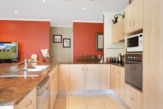 4 Arno Terrace, BENTLEY PARK QLD 4869, Bentley Park - Thumbnail 4