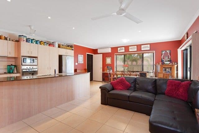 4 Arno Terrace, BENTLEY PARK QLD 4869, Bentley Park - Thumbnail 8