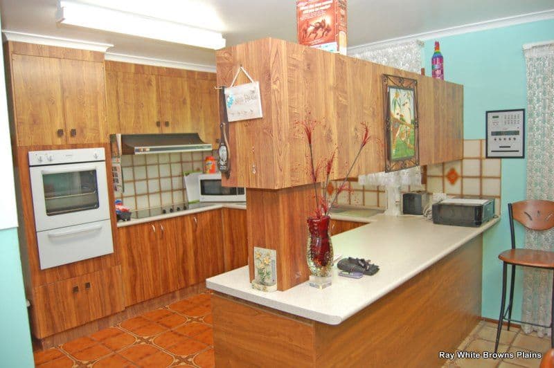 14 Eugene Street, BORONIA HEIGHTS QLD 4124, Boronia Heights - Thumbnail 2