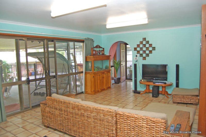 14 Eugene Street, BORONIA HEIGHTS QLD 4124, Boronia Heights - Thumbnail 3