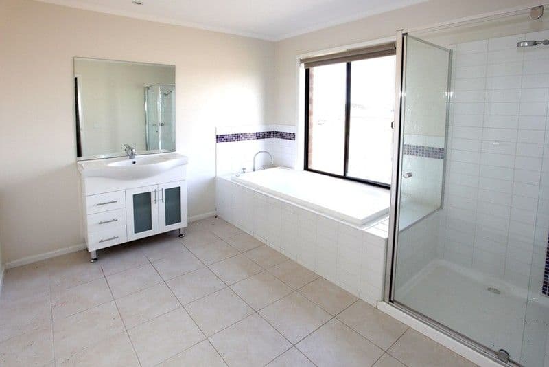 83 Sayers Road, WILLIAMS LANDING VIC 3027, Williams Landing - Thumbnail 3