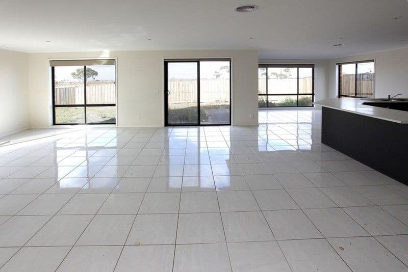 83 Sayers Road, WILLIAMS LANDING VIC 3027, Williams Landing - Thumbnail 4