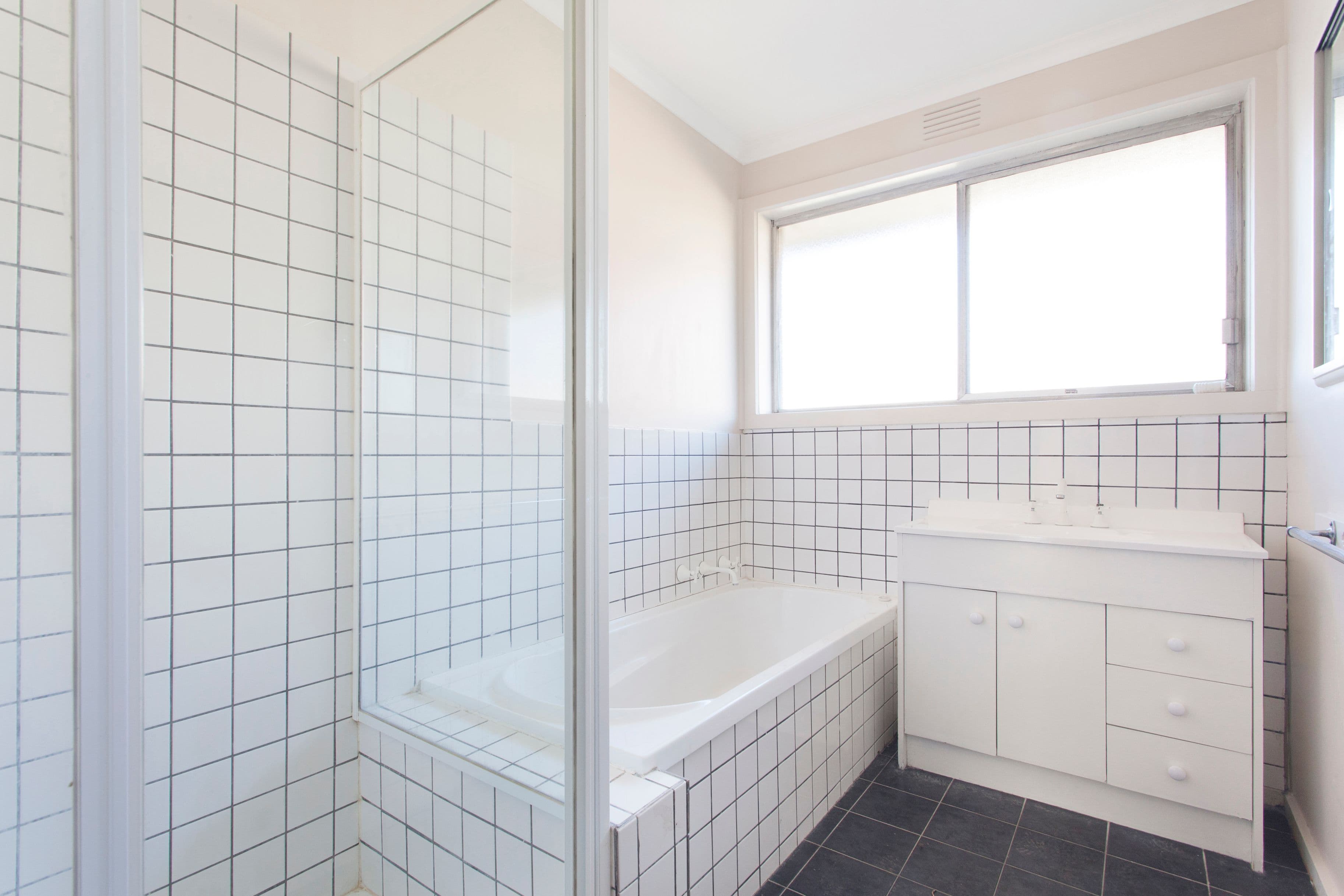 24 Cappella Court, Glen Waverley VIC 3150, Glen Waverley - Thumbnail 2