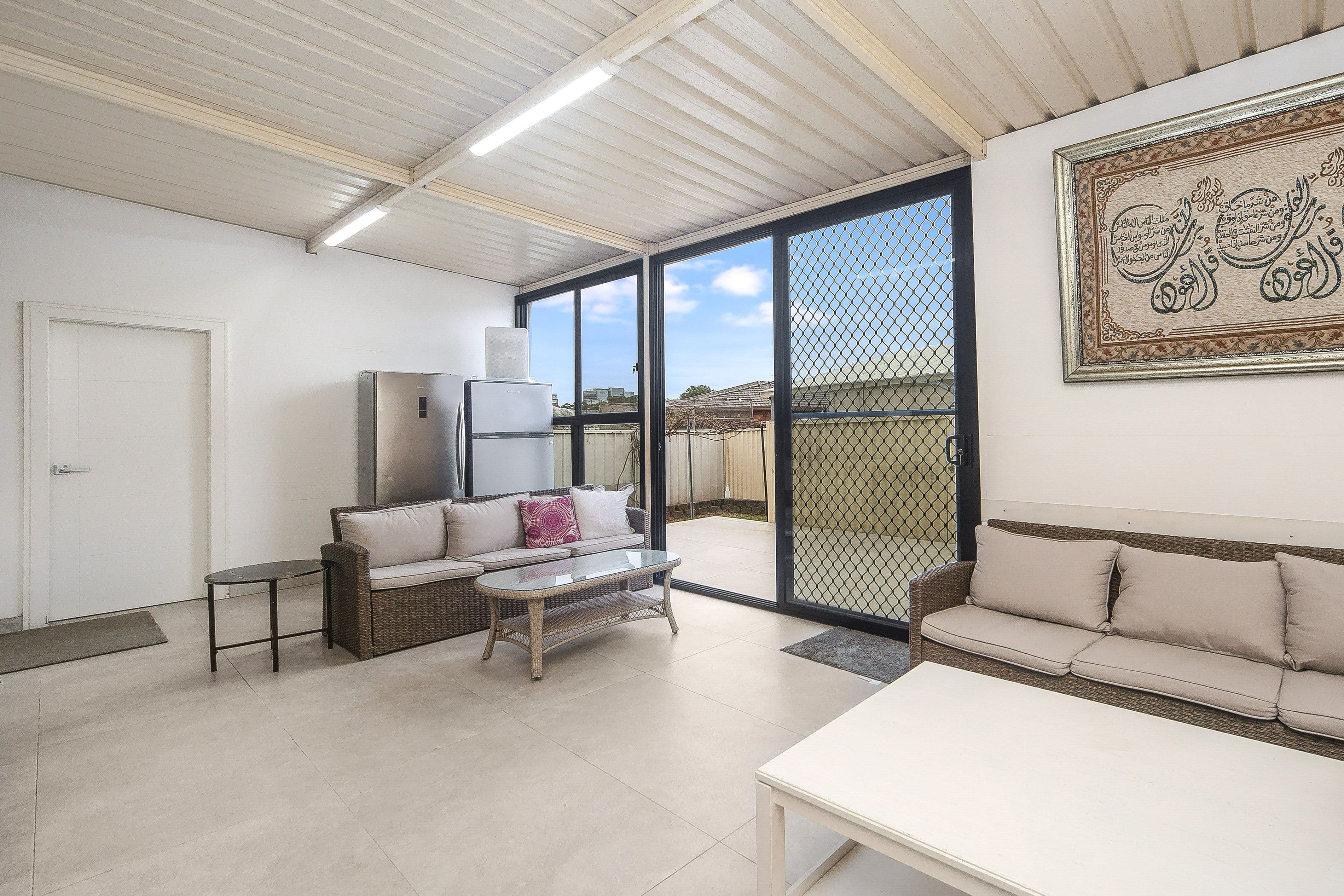 19 Daphne Avenue, Bankstown NSW 2200, Bankstown - Thumbnail 5