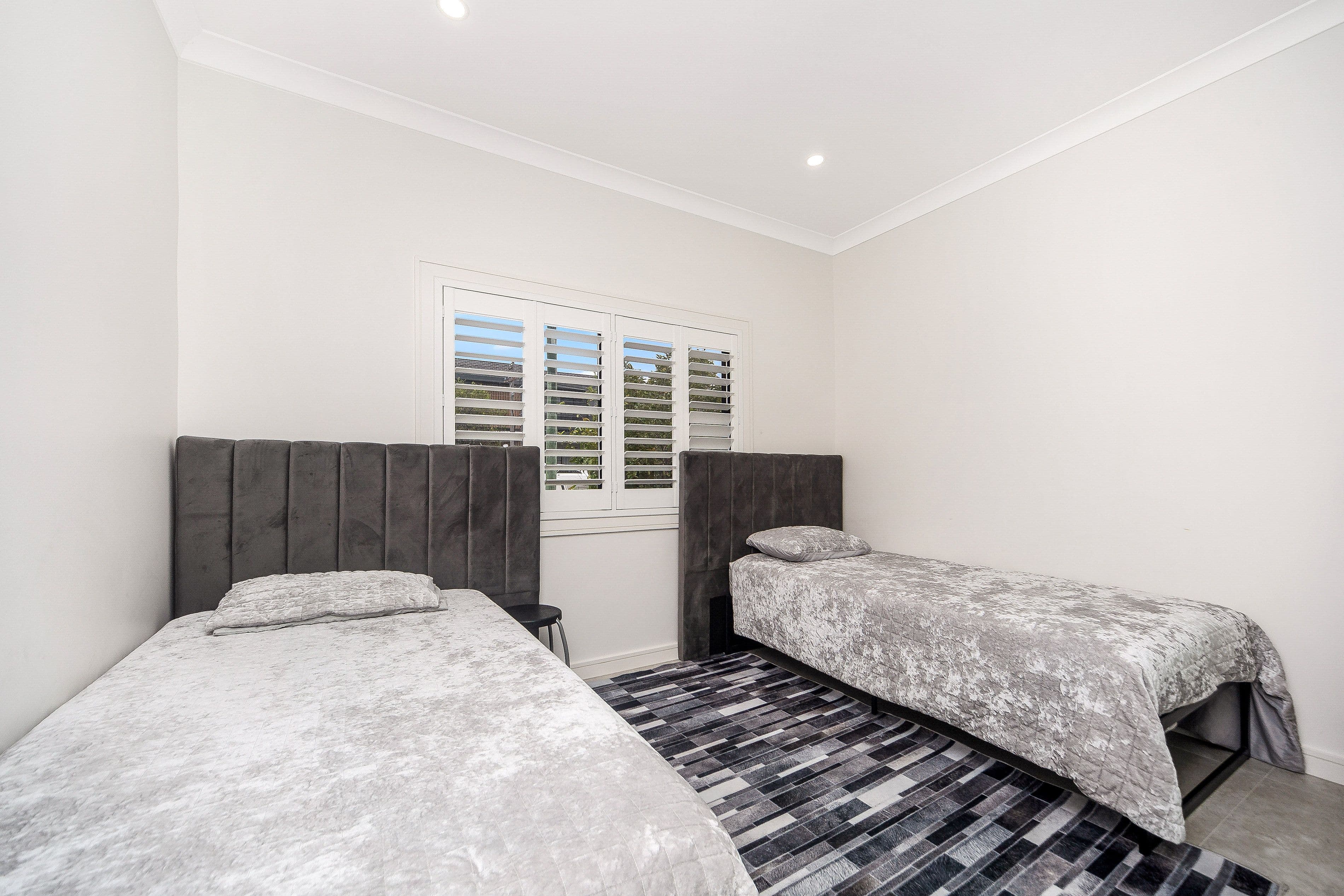 19 Daphne Avenue, Bankstown NSW 2200, Bankstown - Thumbnail 6