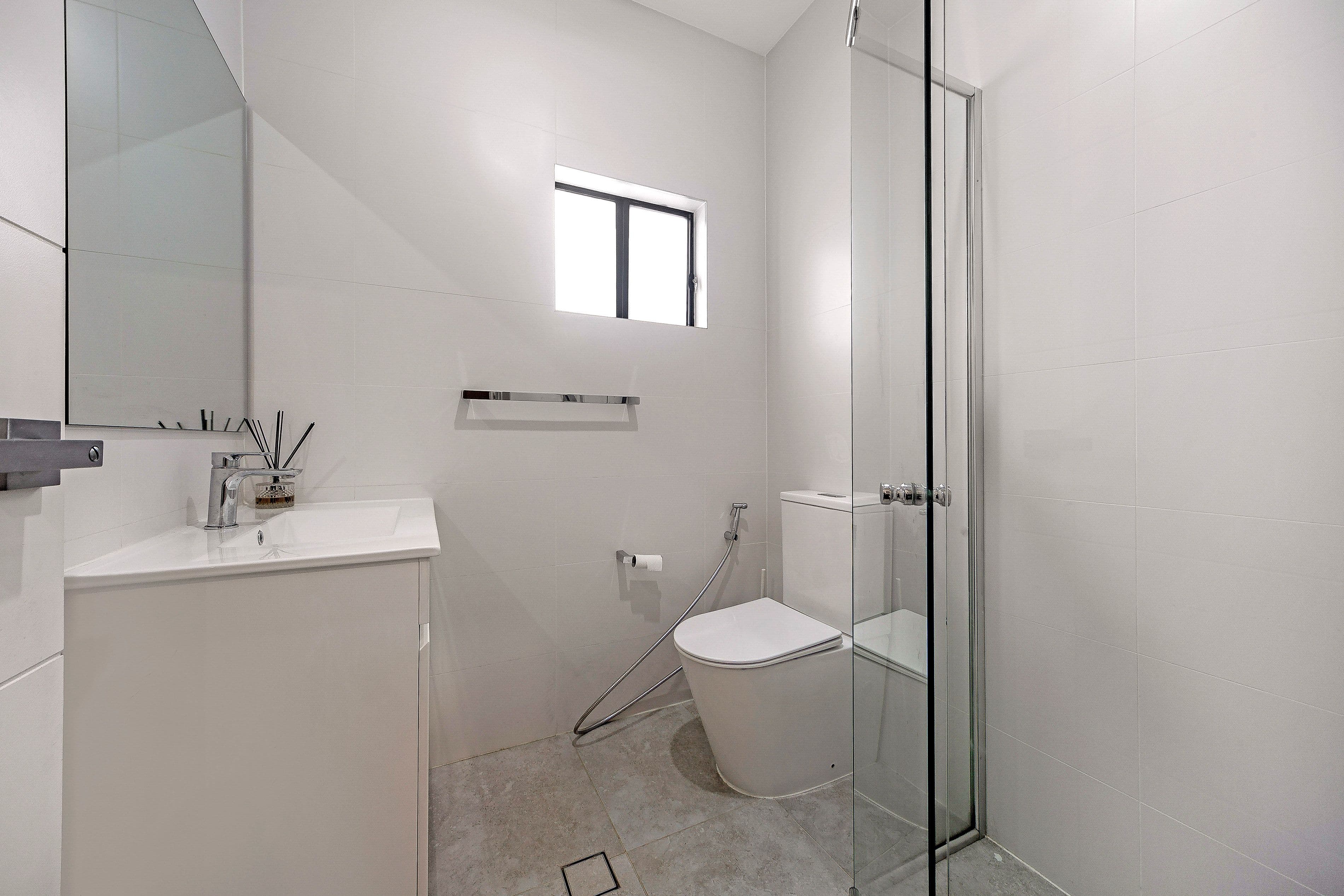 19 Daphne Avenue, Bankstown NSW 2200, Bankstown - Thumbnail 7