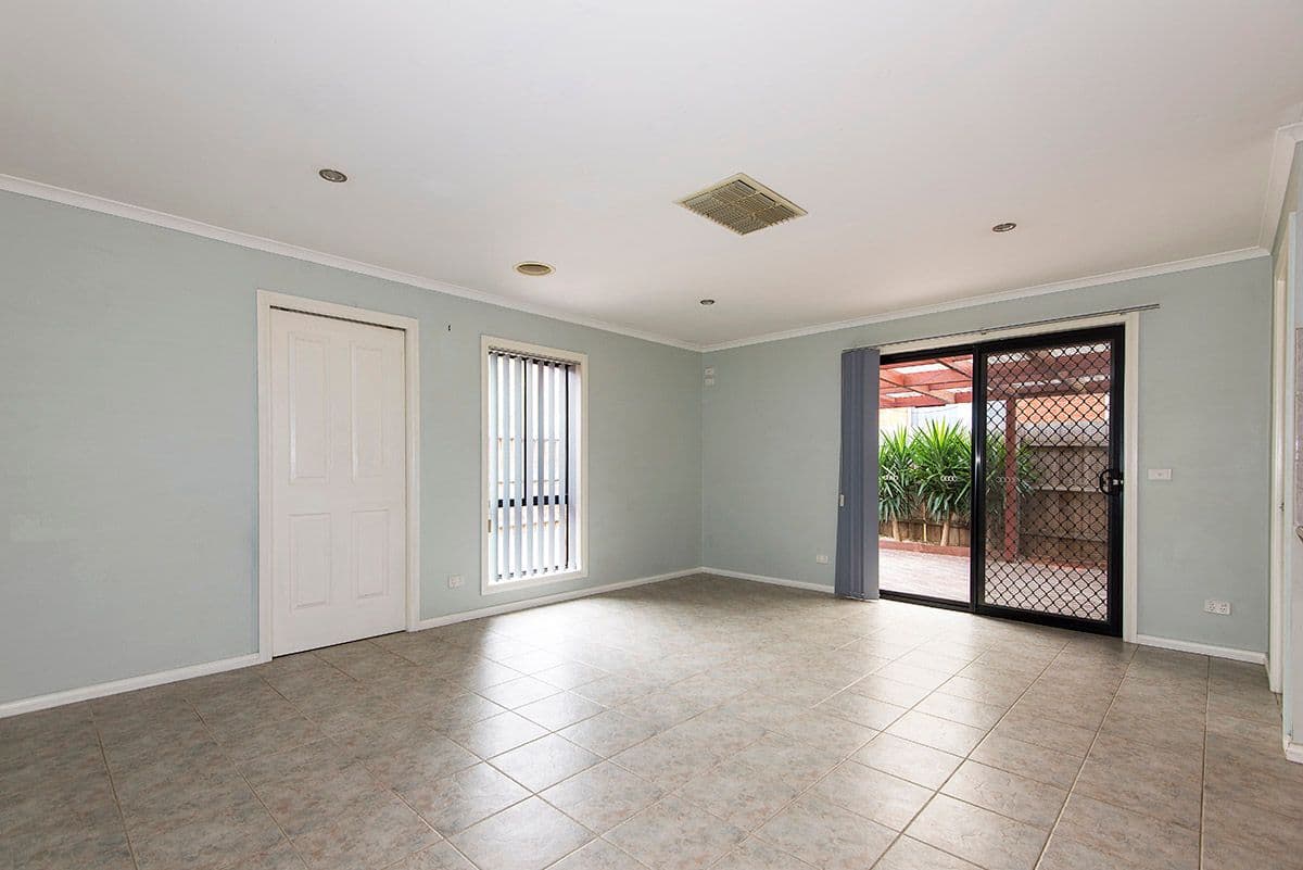 31 Trinity Way, SOUTH MORANG VIC 3752, South Morang - Thumbnail 3