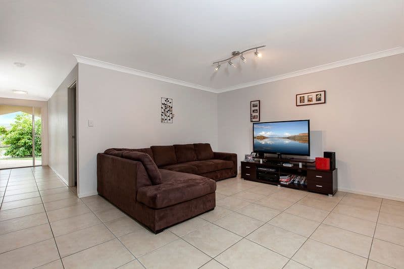 21 Gipps Street, CALOUNDRA WEST QLD 4551, Caloundra West - Thumbnail 2