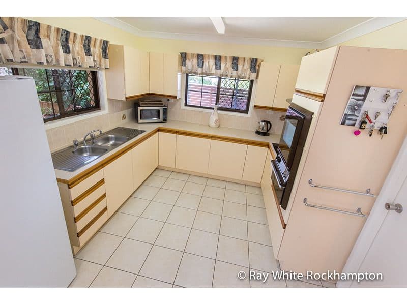2 Mcrae Place, FRENCHVILLE QLD 4701, Frenchville - Thumbnail 8