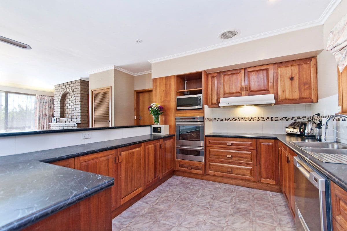 109 Woodend Road, WARRNAMBOOL VIC 3280, Warrnambool - Thumbnail 4