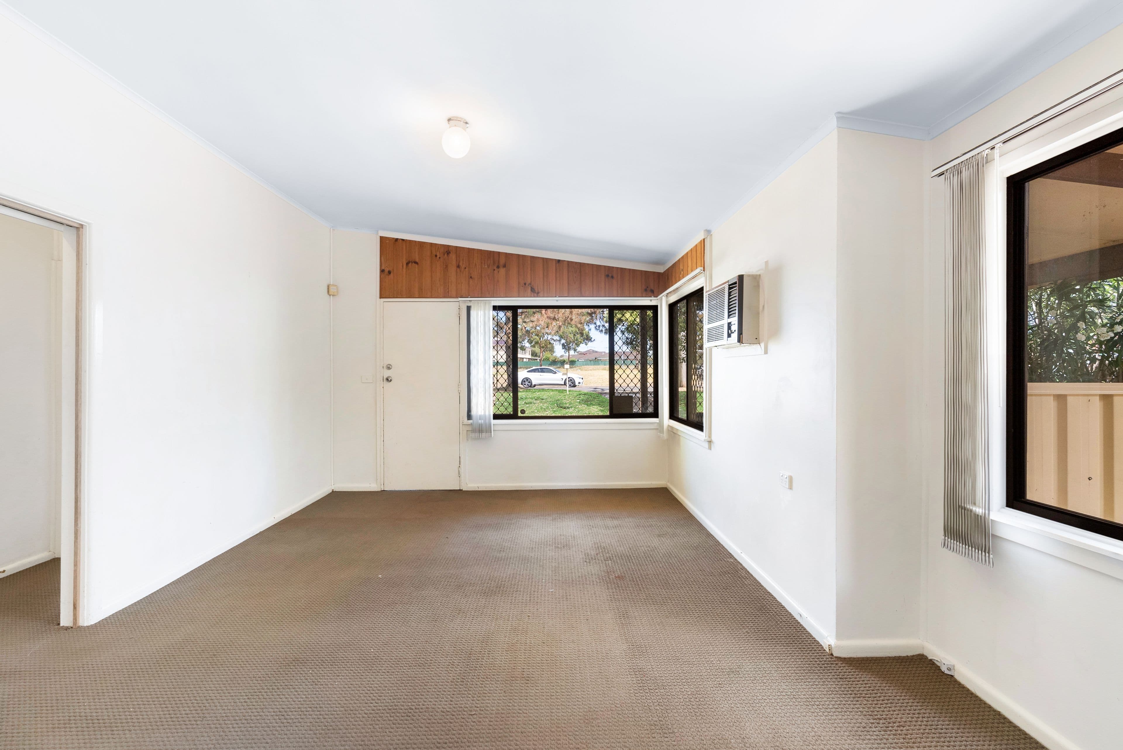 94 Banks Road, Miller NSW 2168, Miller - Thumbnail 3