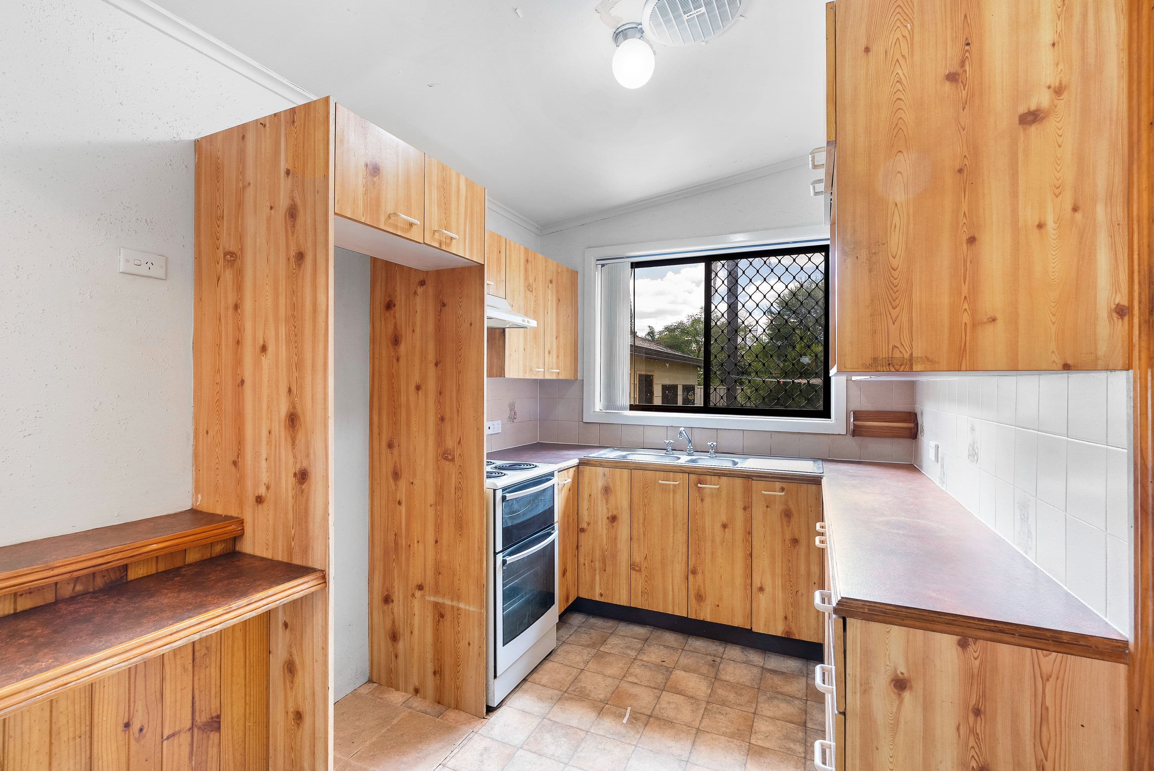 94 Banks Road, Miller NSW 2168, Miller - Thumbnail 5