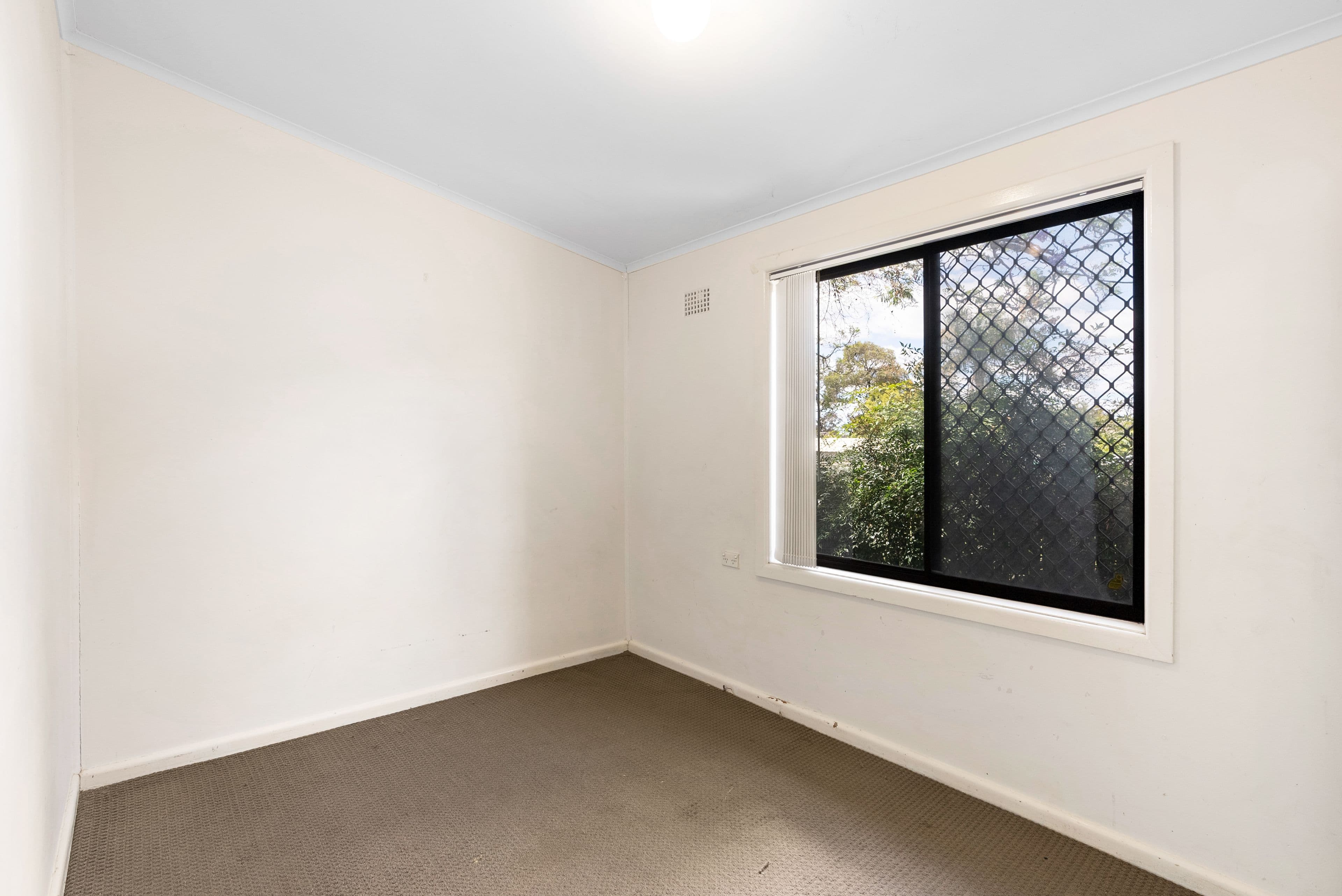 94 Banks Road, Miller NSW 2168, Miller - Thumbnail 7